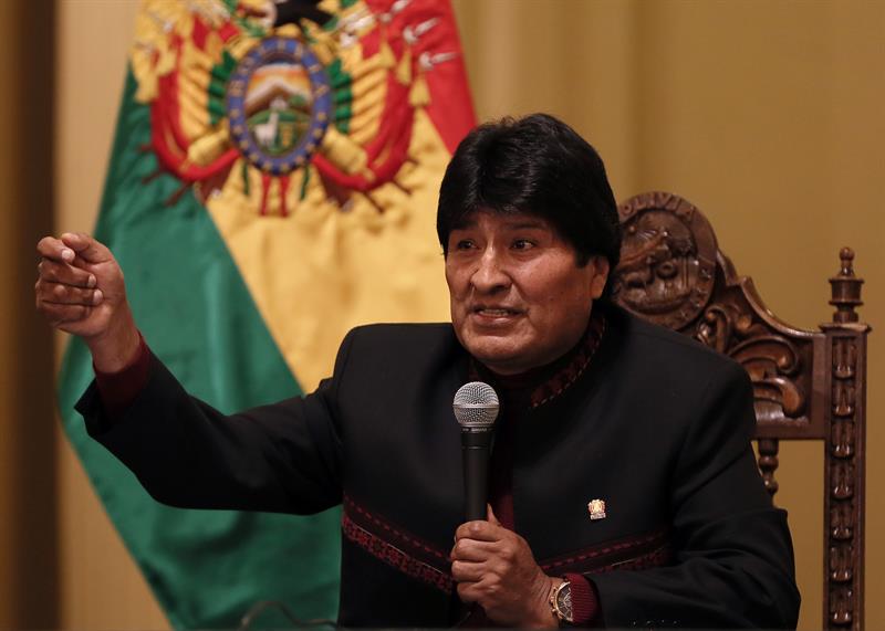  Evo Morales comemora que o tribunal declara o novo direito da coca constitucional