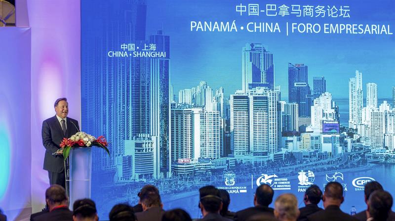  O presidente Varela busca irmandade com Xangai como cidade portuÃ¡ria